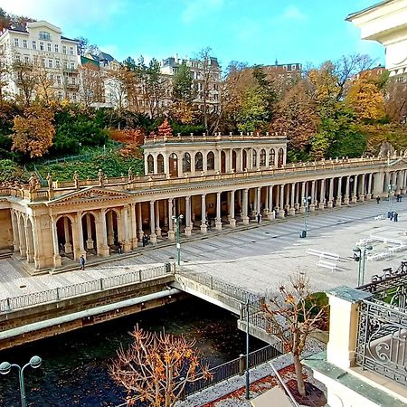 Apartments Stubsi With Colonnade View Karlsbad Exteriör bild